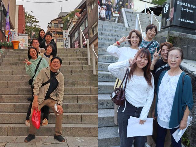 石段街でポーズ、足元に気をつけて下さい