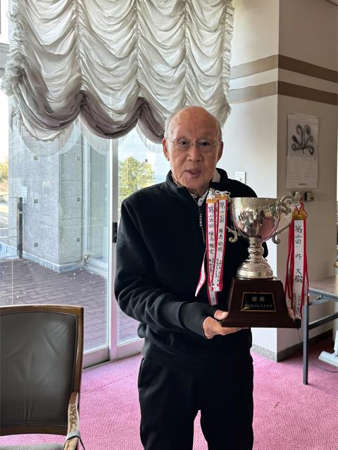 日立G.Cで開催した令和8年1月のチャンピオン・横倉理事長